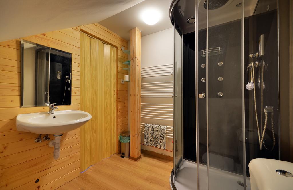 Penzion A Apartmany Skipark Hrabesice Krasne Екстер'єр фото