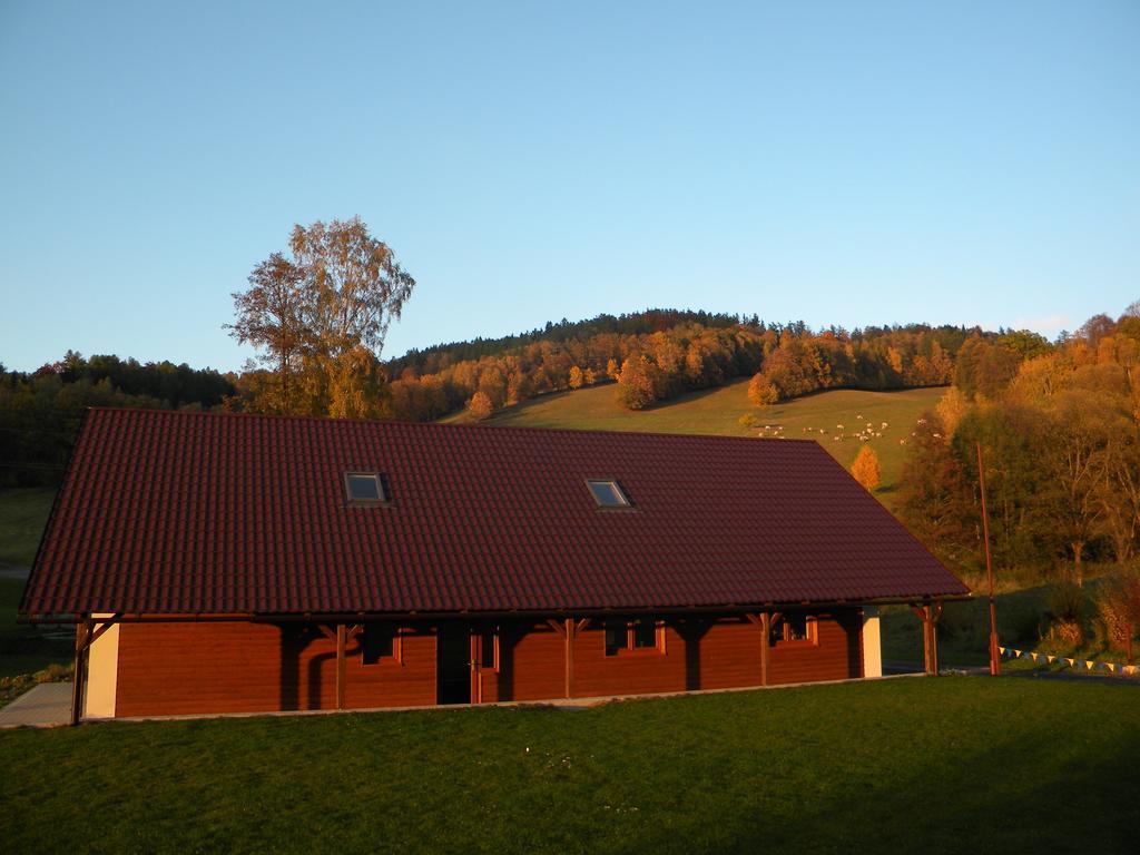 Penzion A Apartmany Skipark Hrabesice Krasne Екстер'єр фото