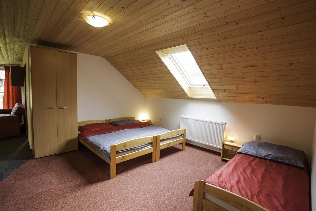 Penzion A Apartmany Skipark Hrabesice Krasne Екстер'єр фото